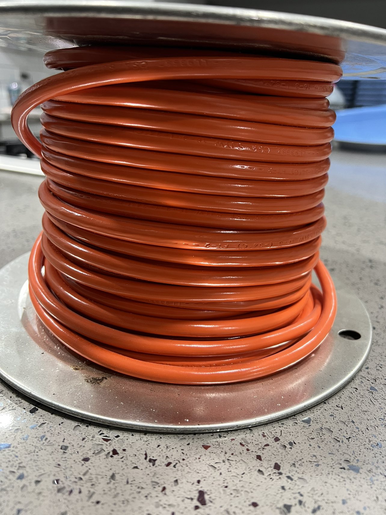 Outdoor extension cord