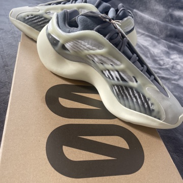 Yeezy 700 - photo 2