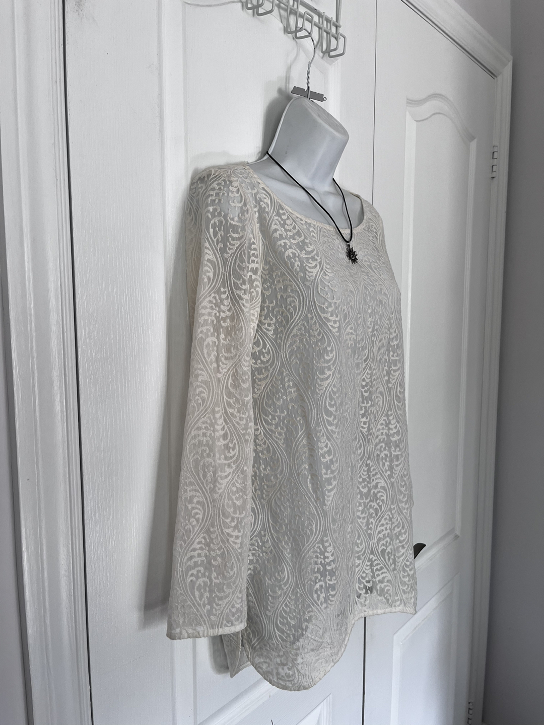 🦃All clothes under $5 -Zara blouse image indicator(4)