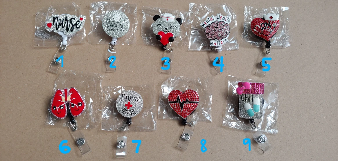 🆕 ID badge holder with rhinestones image indicator(4)