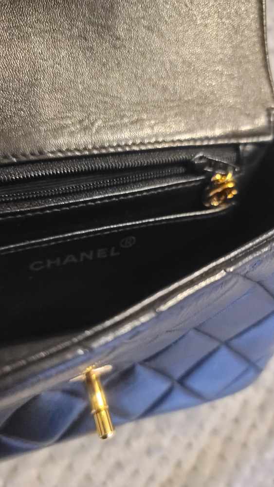 VINTAGE LIMITED EDITION CHANEL HANDBAG PURSE CLUTCH - photo 4