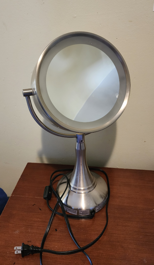 LED MIRROR