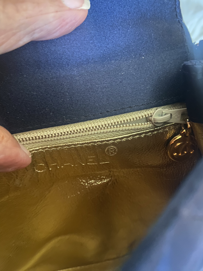 CHANEL vintage satin quilted evening bag Authentic image indicator(8)
