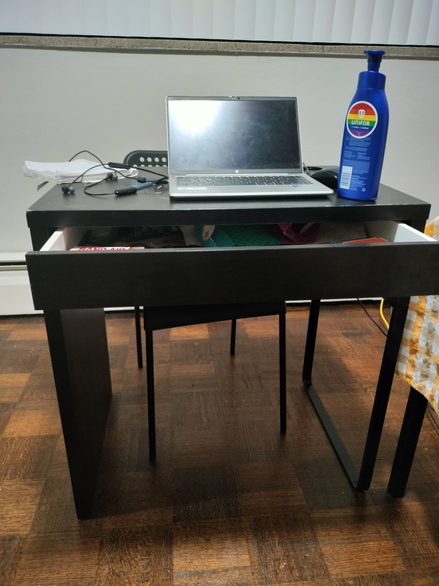 Computer table with drawer - photo 2