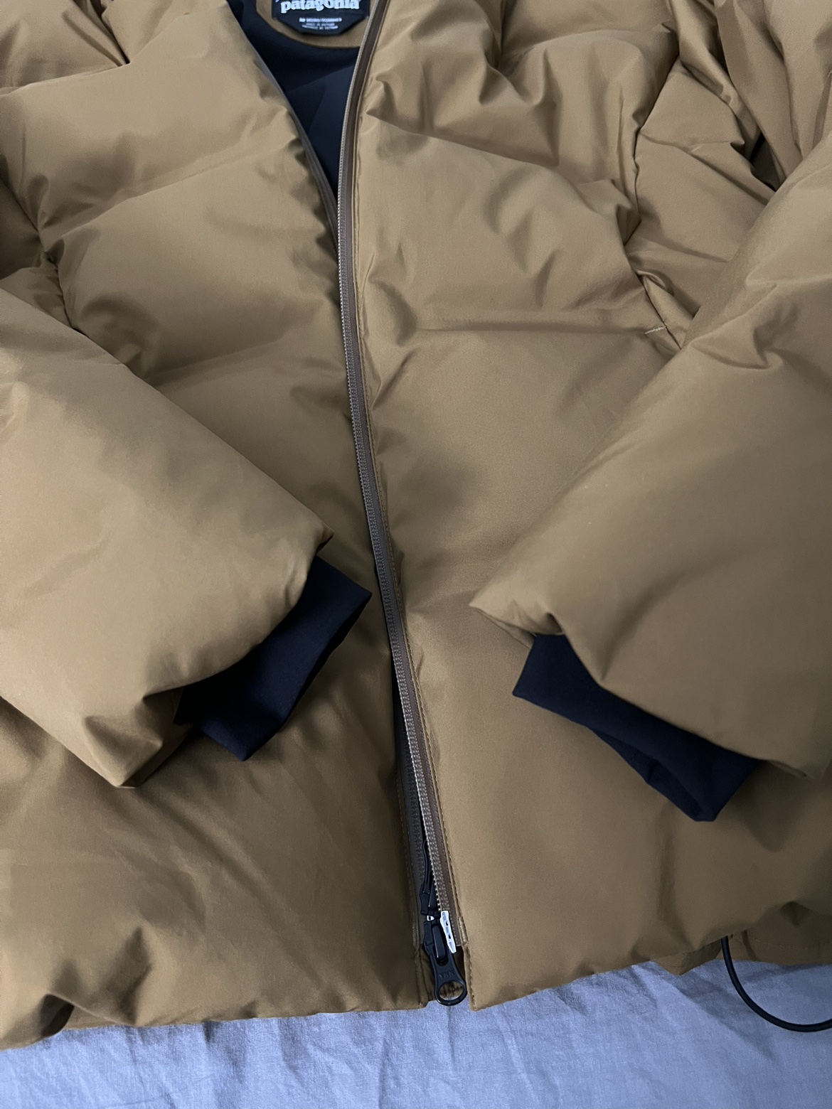 Patagonia Down Jacket - M size (Men) - photo 4