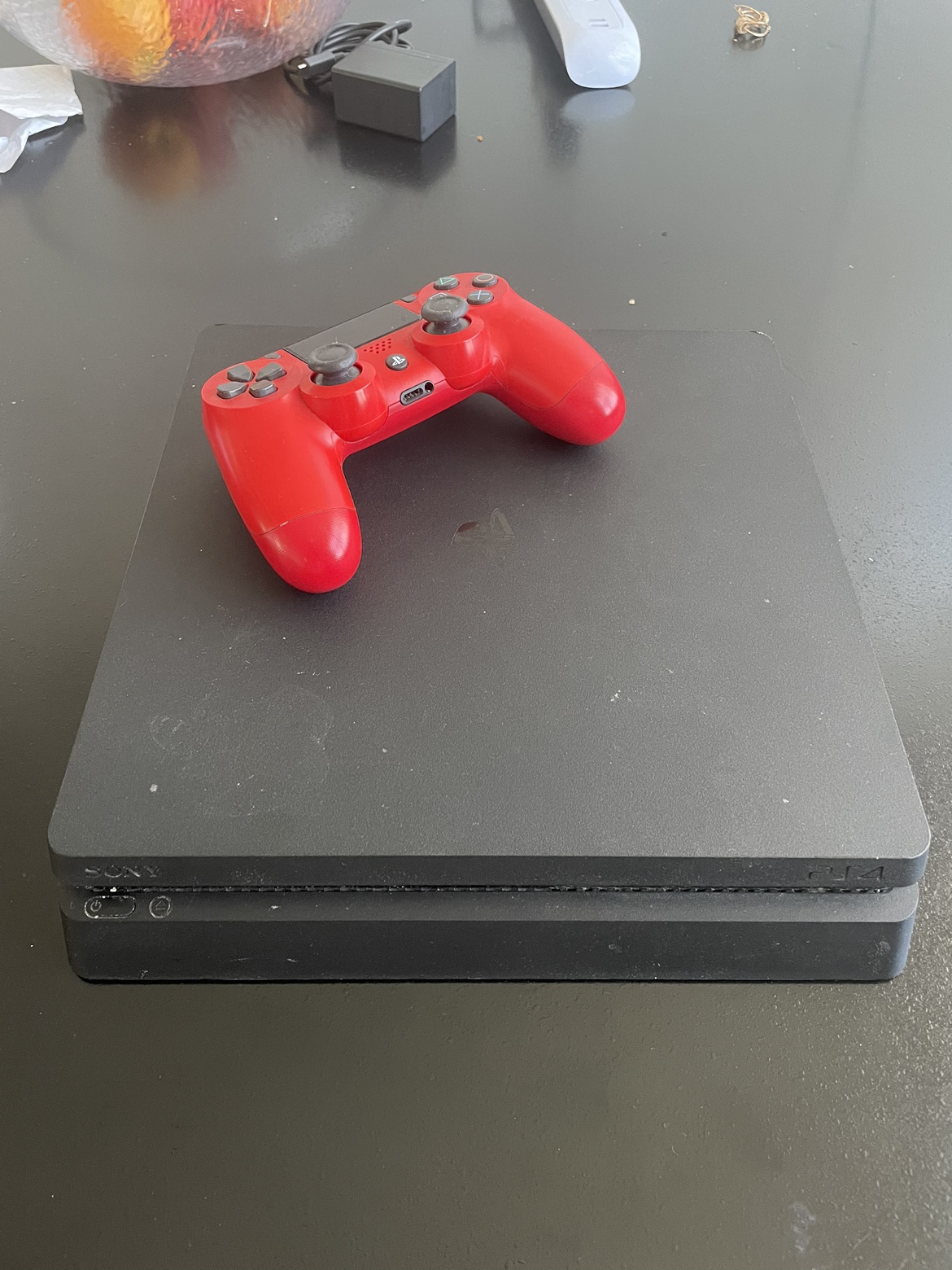 Playstation 4/PS4 with 2 Controllers