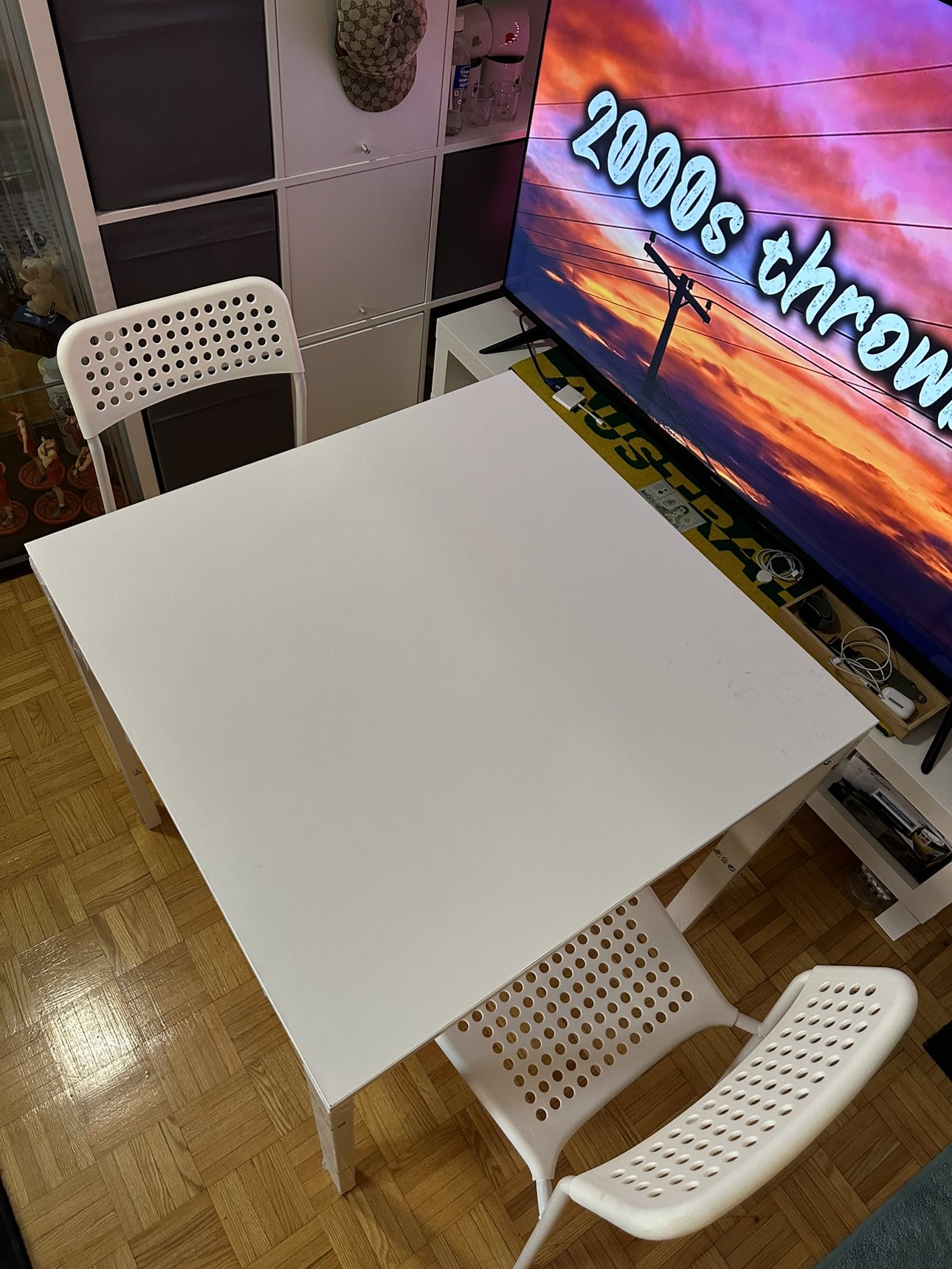 Ikea Melltorp 2 chairs and 1 table - photo 3
