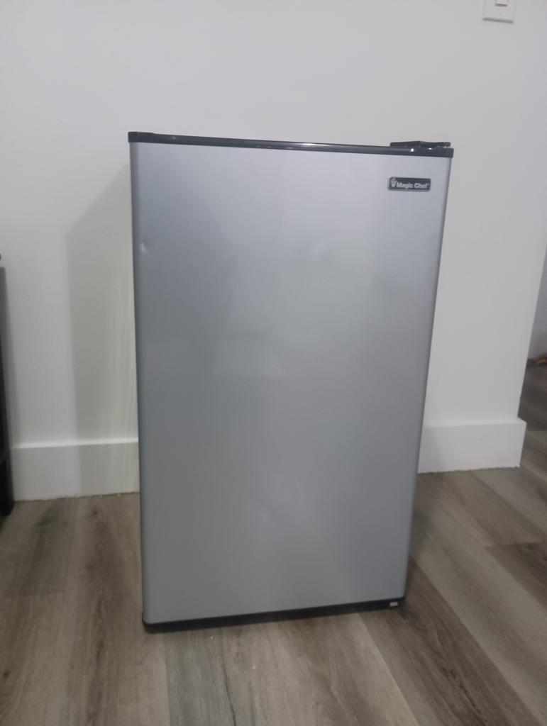 mini fridge