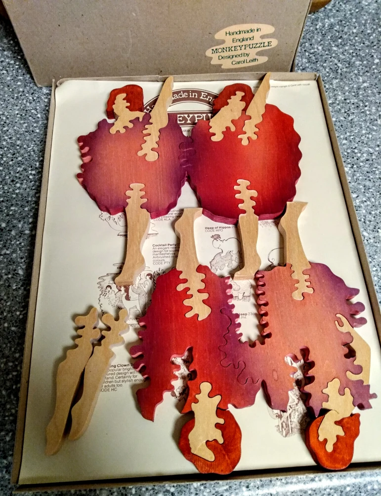 Cancan Dancers Wooden Monkey Puzzle image indicator(3)