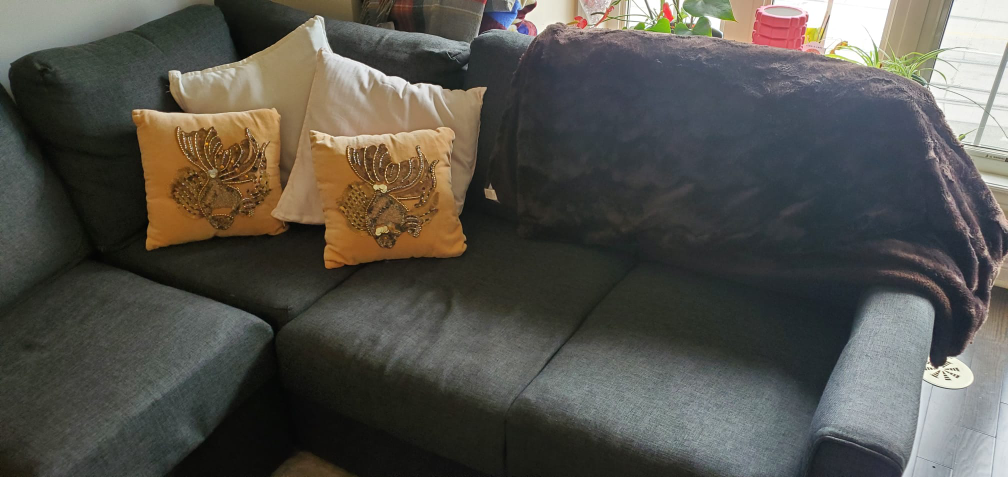 6 seater sectional pull out couch - photo 3