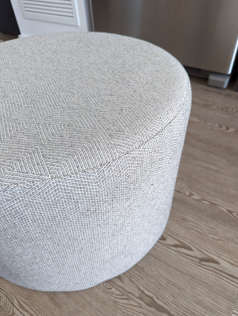 Round Grey Ottoman - photo 4