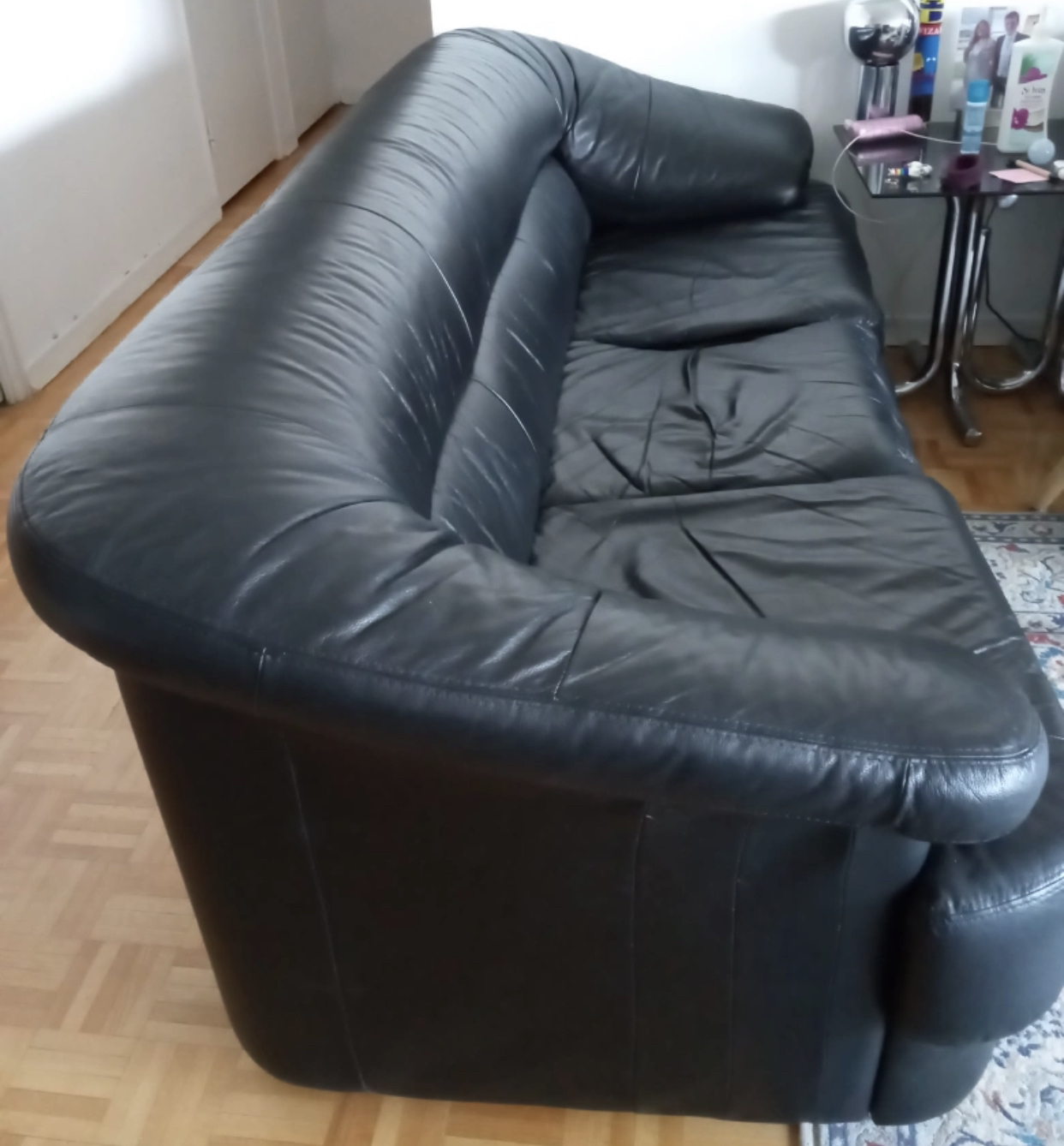 Leather sofa … Black. image indicator(6)