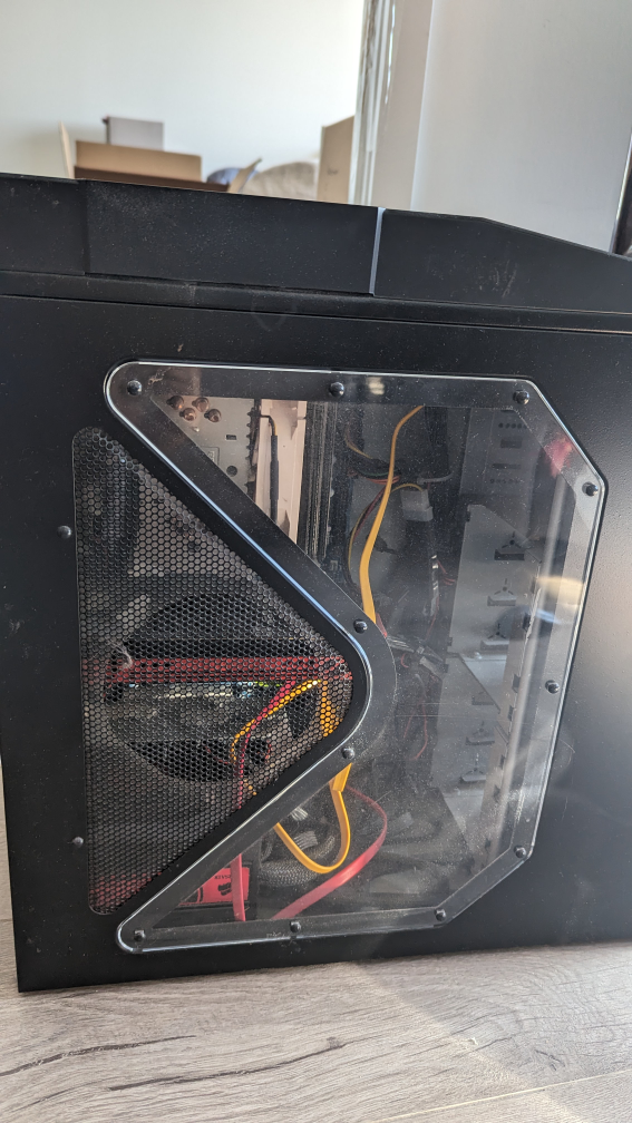 🦃 Free or best offer functional computer tower thumbnail