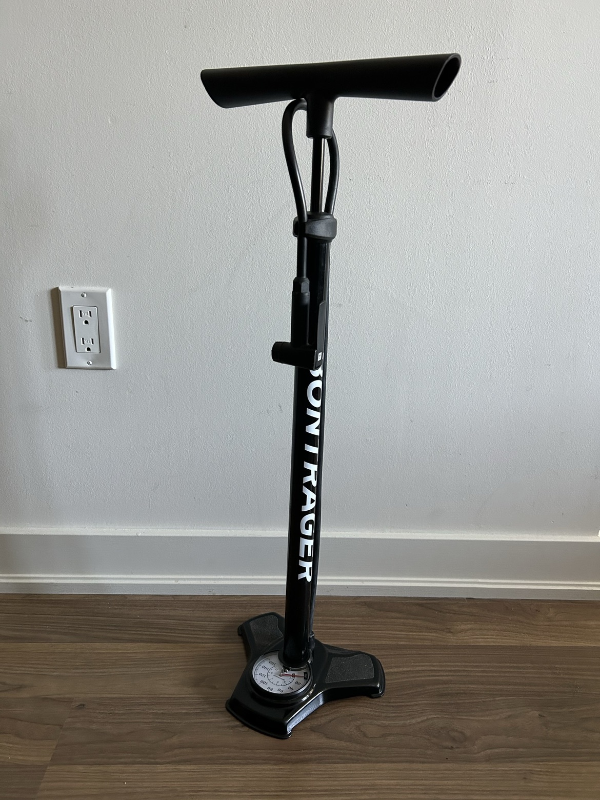 Bontranger Charger Bike Pump 🚲 thumbnail