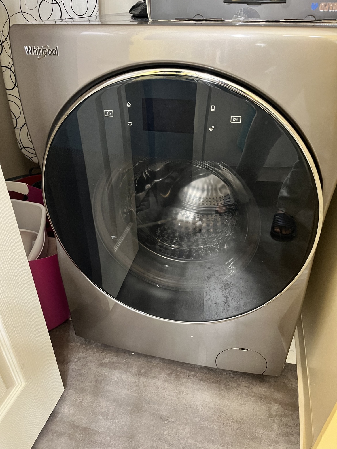 Whirlpool 2in1 washer/dryer - photo 4