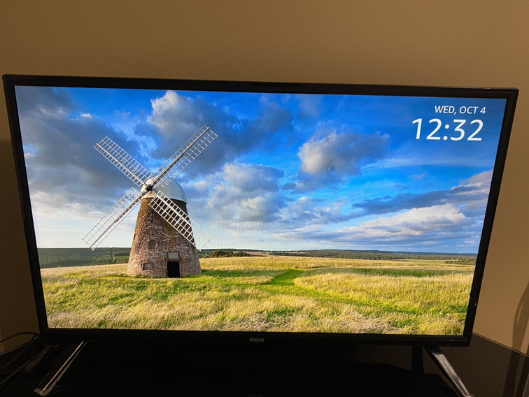 32 inch HD TV - photo 2
