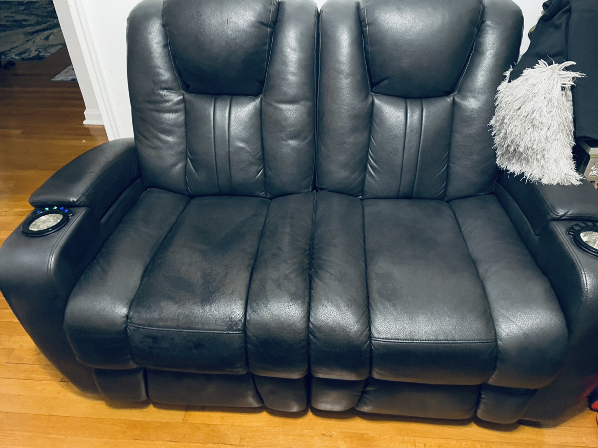 Black Reclining Loveseat