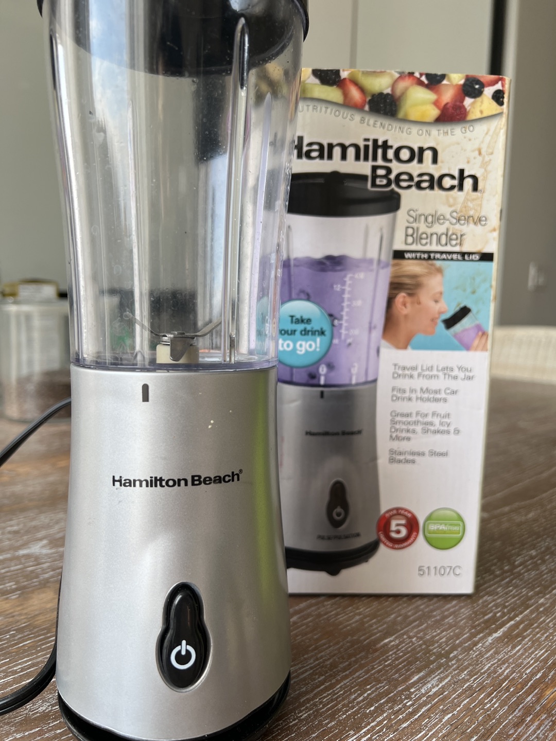 BNIB Hamilton Single serve blender