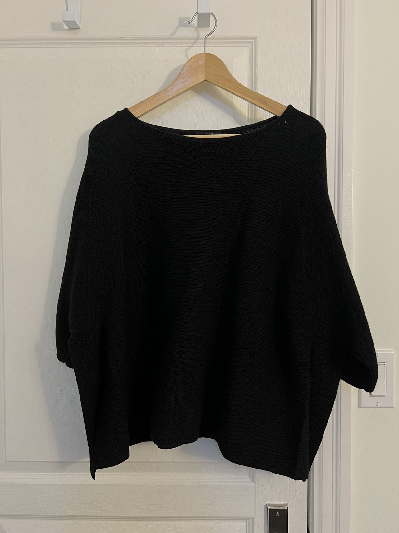 COS Sweater thumbnail