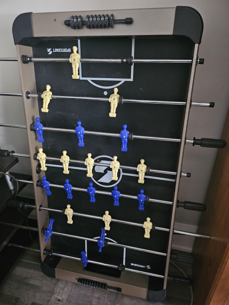 Air Hockey and Foosball Table image indicator(3)