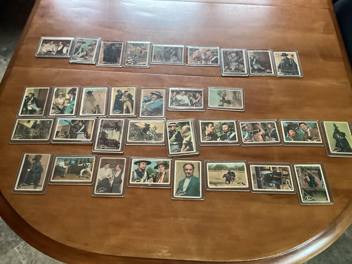 Lots o’ 1958 TOPPS & PARKHURST ZORRO trading cards