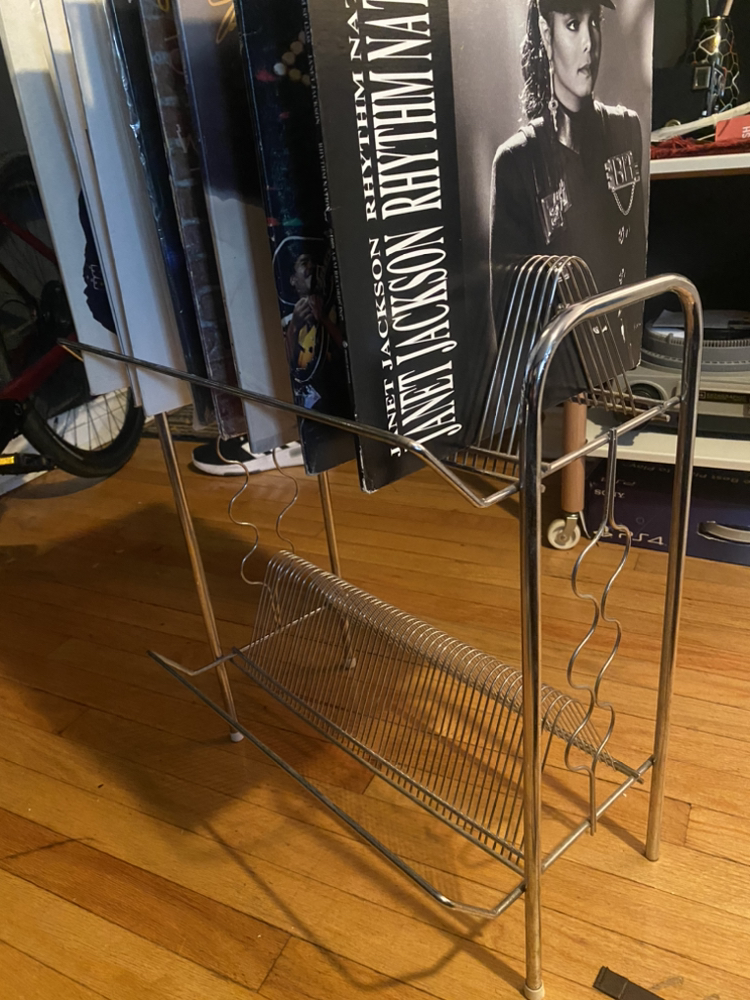 Wire rack Vinyl Record storage thumbnail