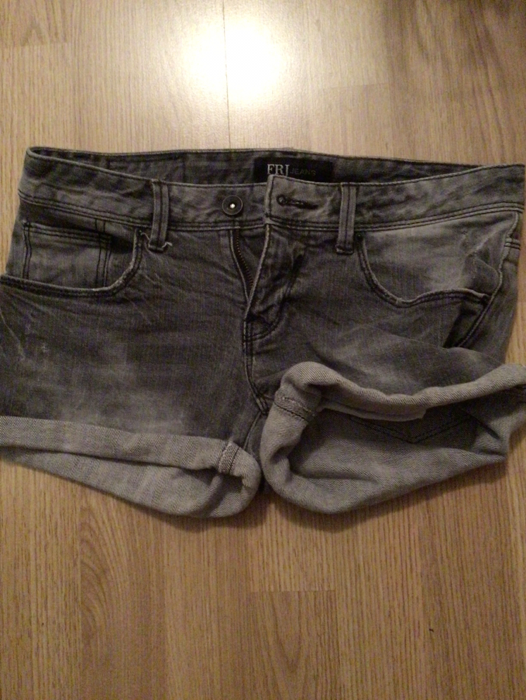 Grey jeans shorts 🦃 thumbnail