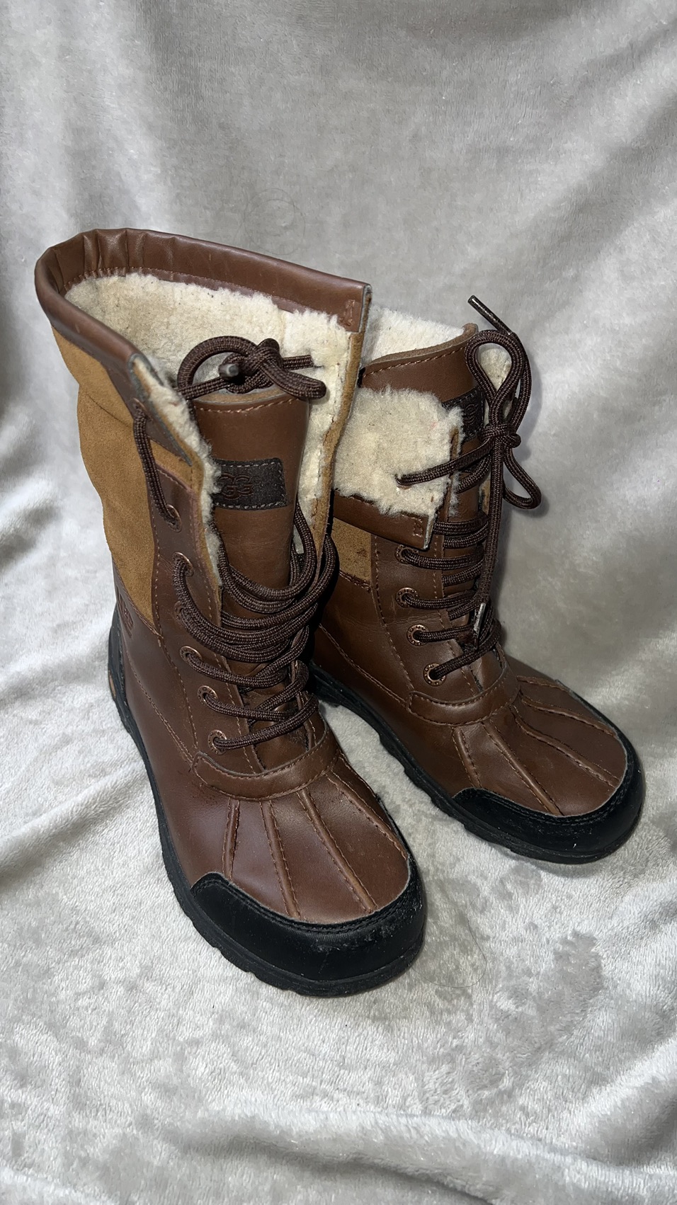 UGG winter boots image indicator(2)