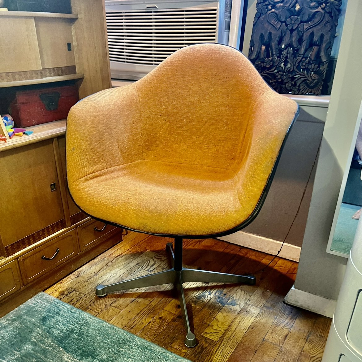 Vintage 1970 Eames Shell Chair w/Aluminum Base