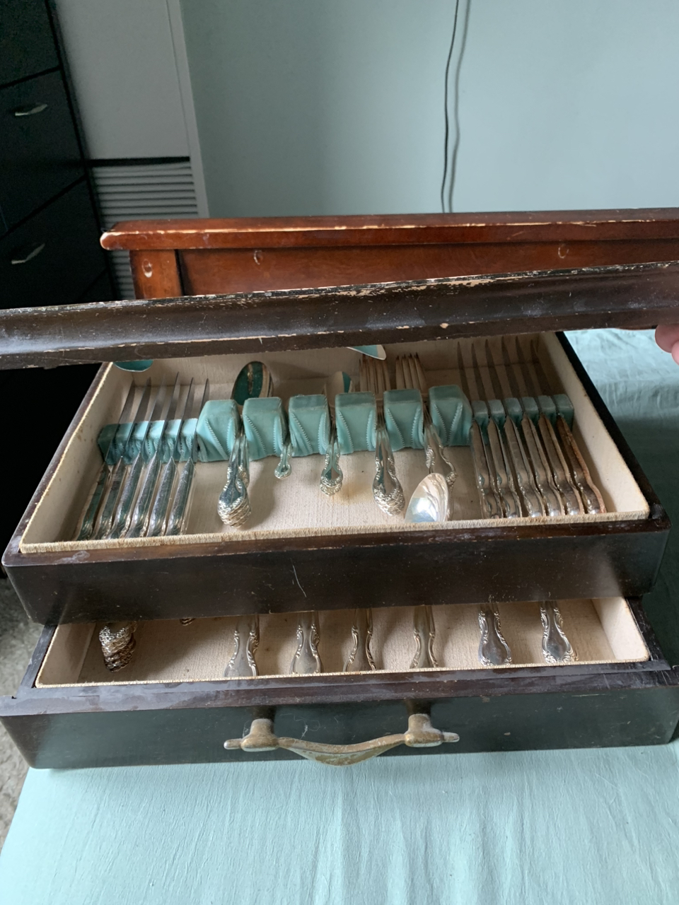 Silverware set thumbnail
