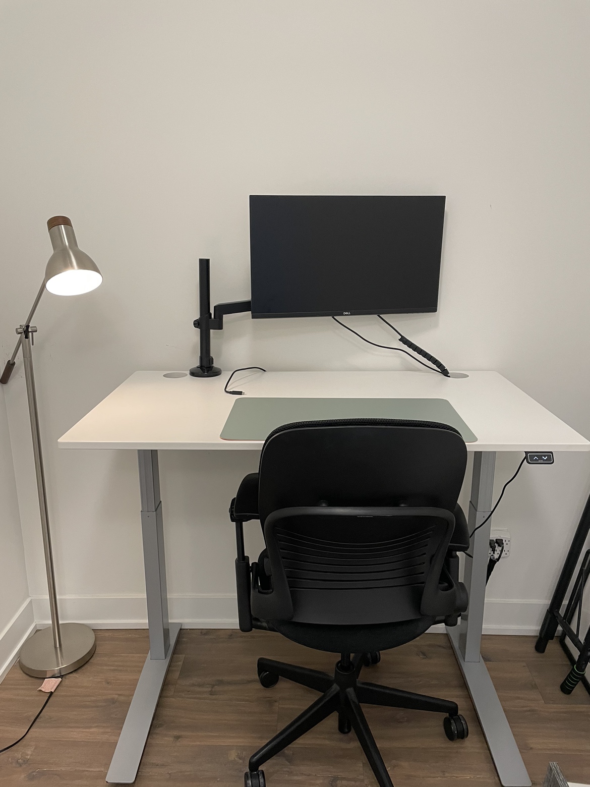 Herman Miller Jarvis Standing Desk thumbnail