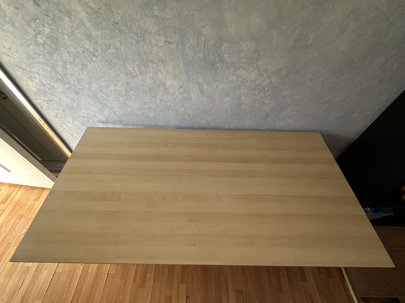 Table and chair - photo 3