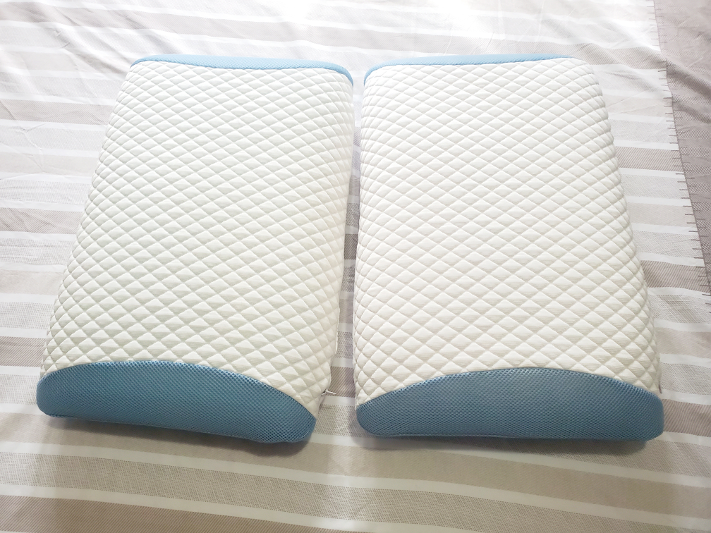 2 Polar Tropic Memory Foam Pillows thumbnail