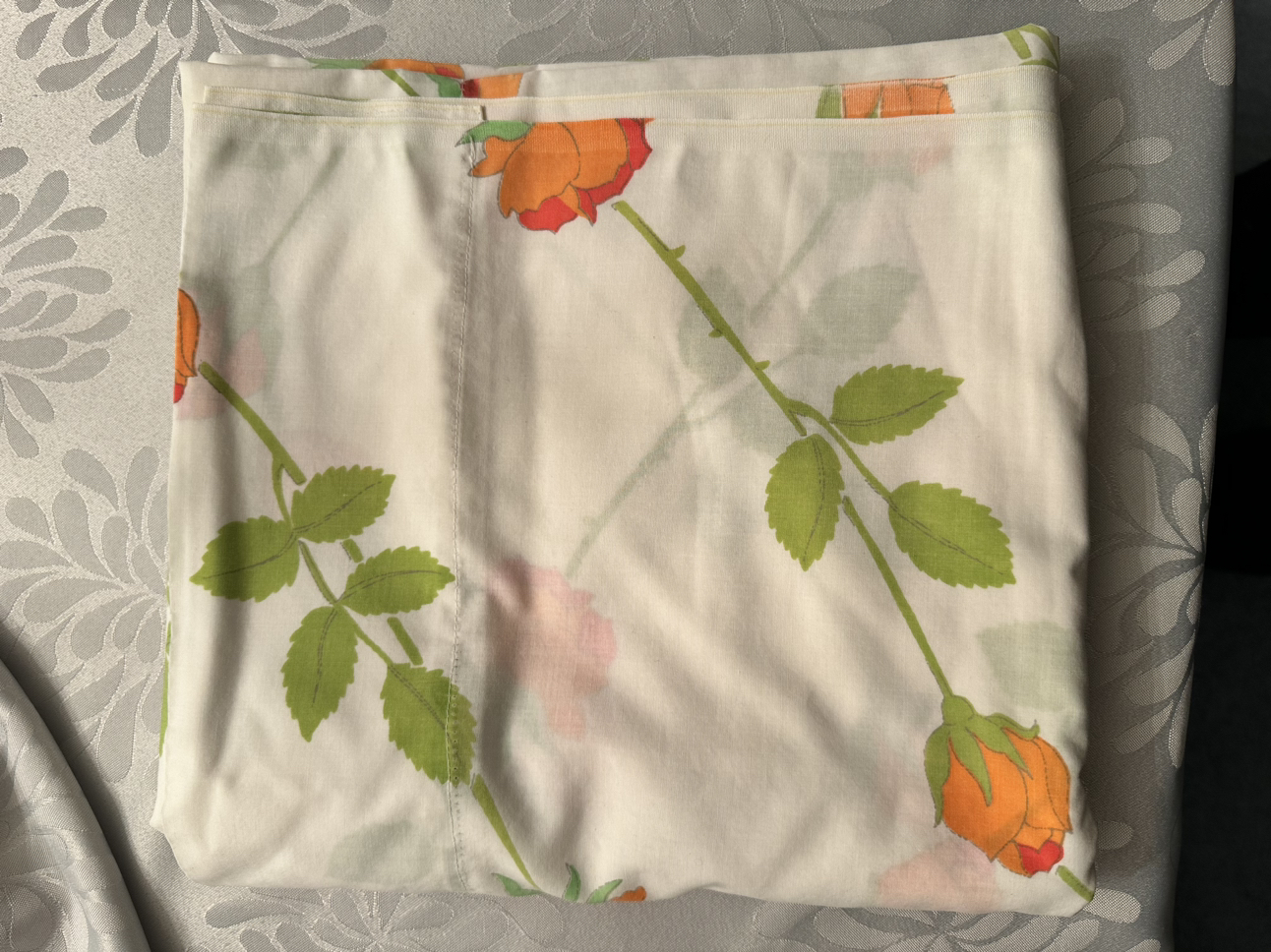 Comforter, sheet set and bedskirt - photo 4