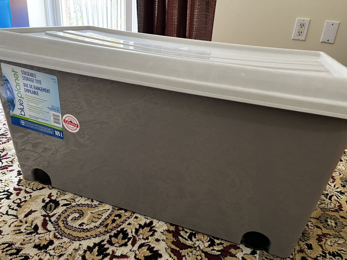 Storage box