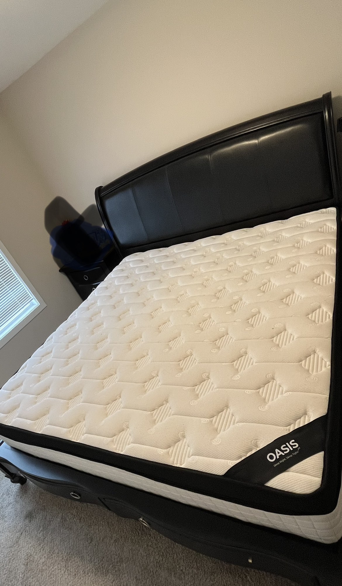 King Size bed with 1 side table and mattress - photo 2