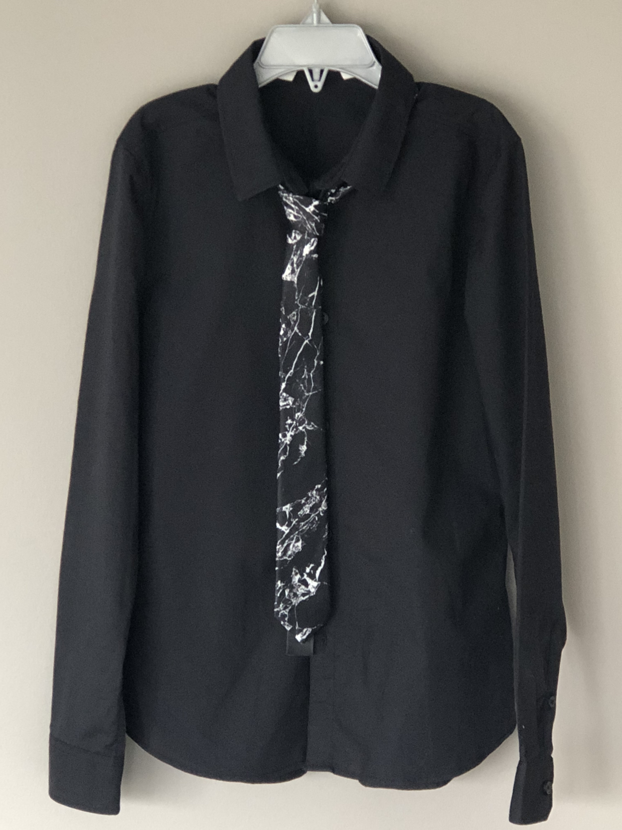 Dress shirt with a tie, size 9-10 y.o.