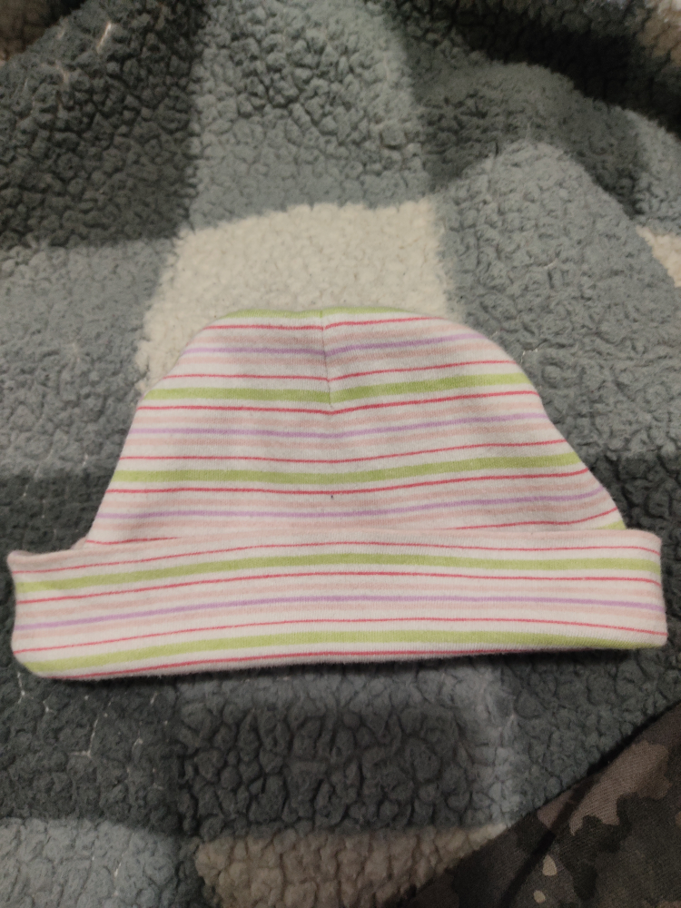 baby cap #freecycle thumbnail