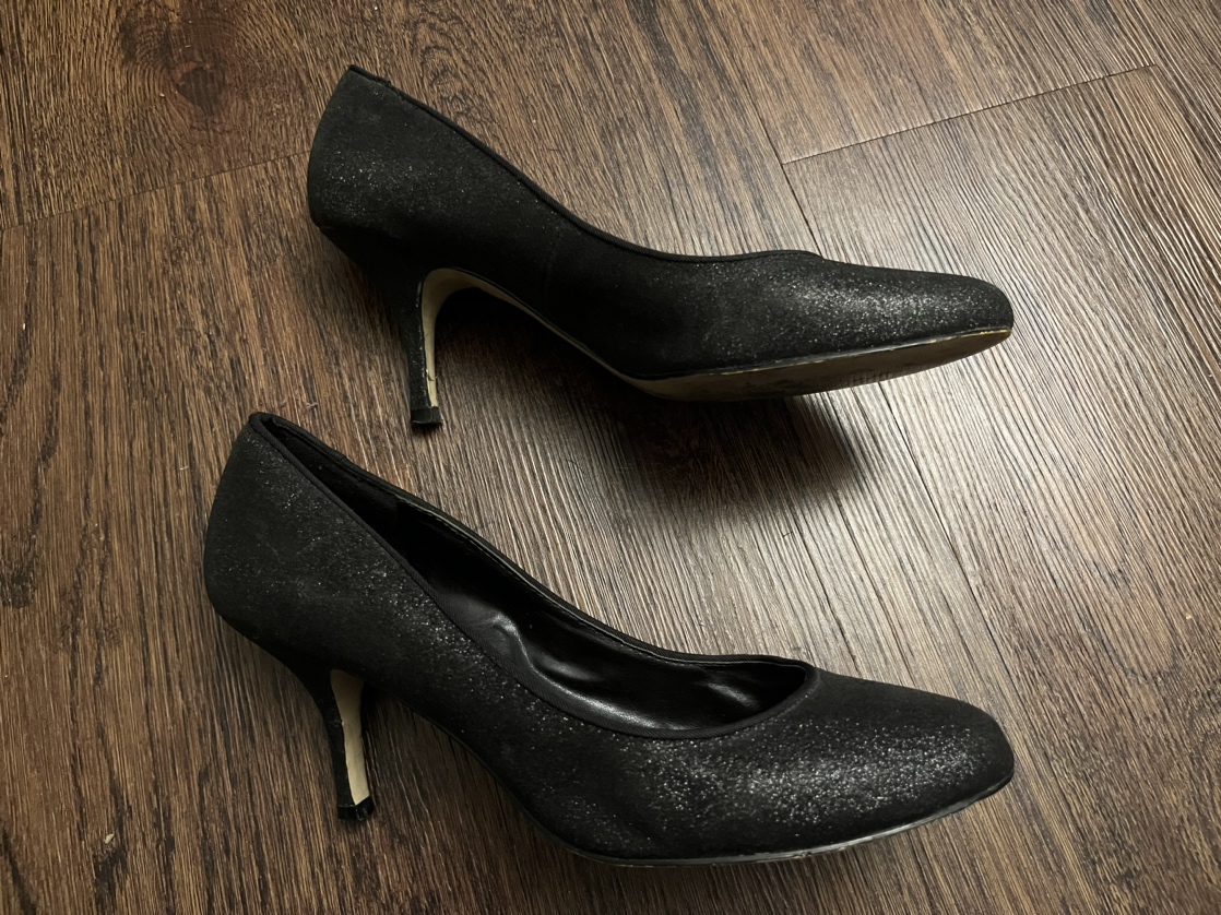 Sparkly black heels #freecycle image indicator(2)