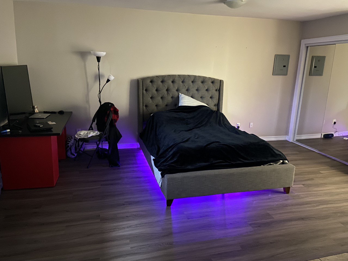 Queen size bed with mattress