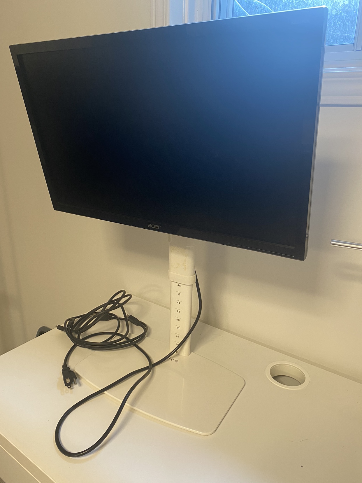 20” Acer LCD Monitor with stand