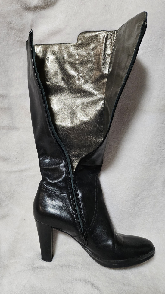 Size 38, Italian Leather Boots - photo 5