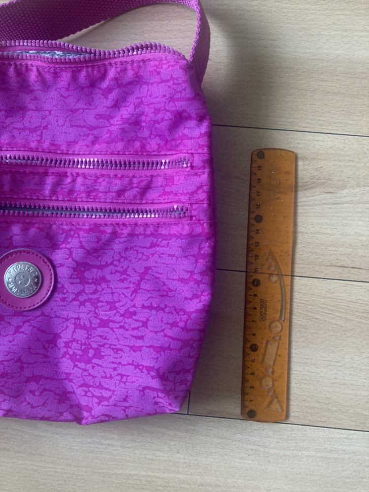 Kipling crossbody bag BOGO FREE - photo 3