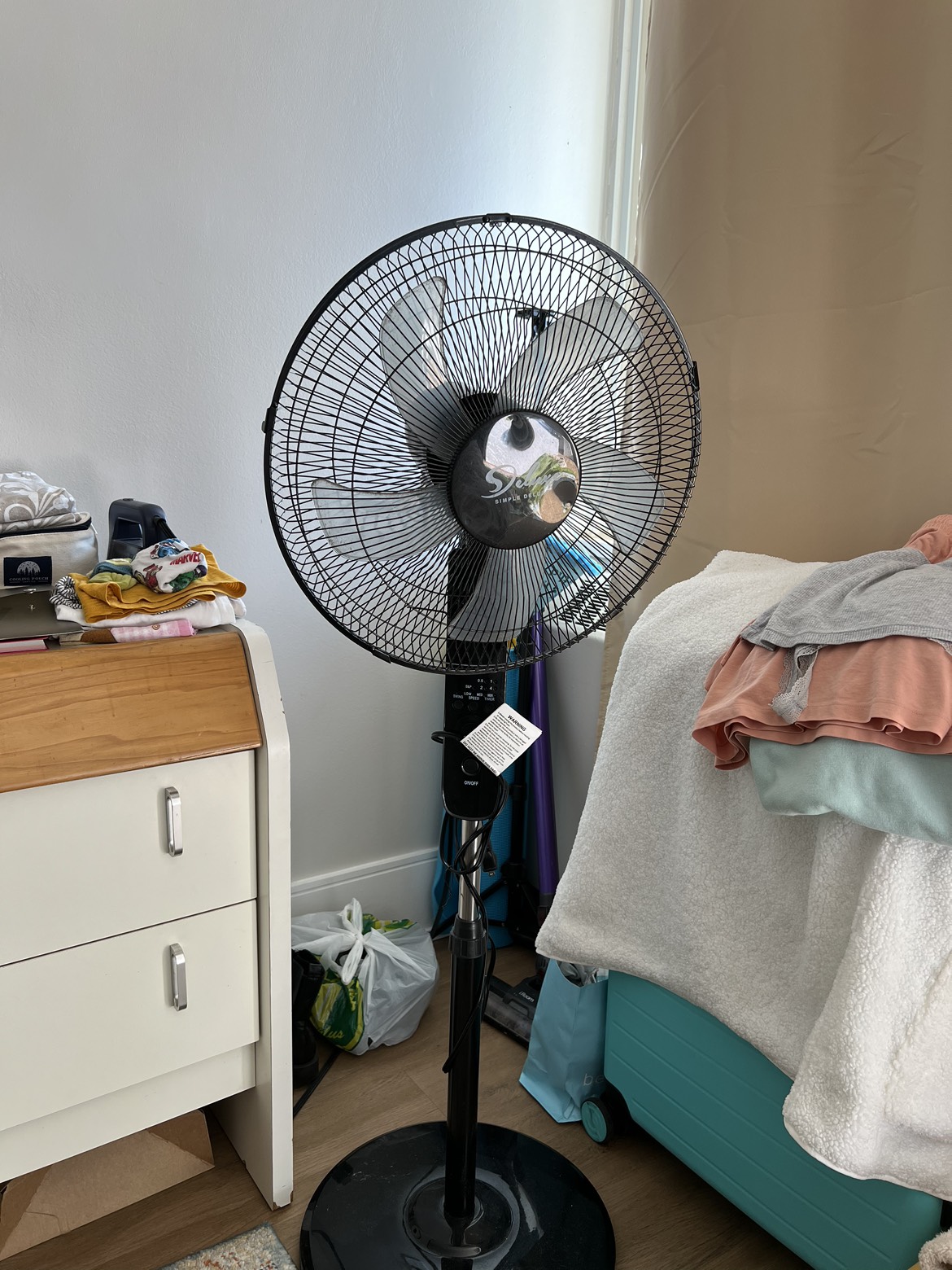 Standing fan thumbnail