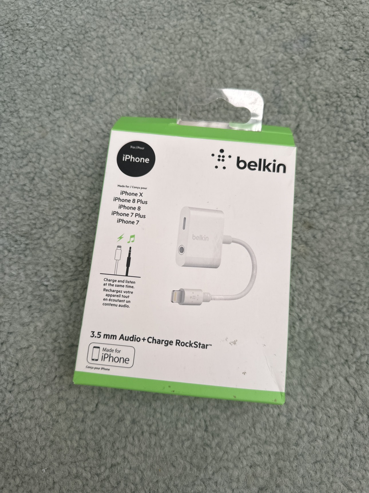 Belkin audio AND usb-c to iPhone adapter - photo 4