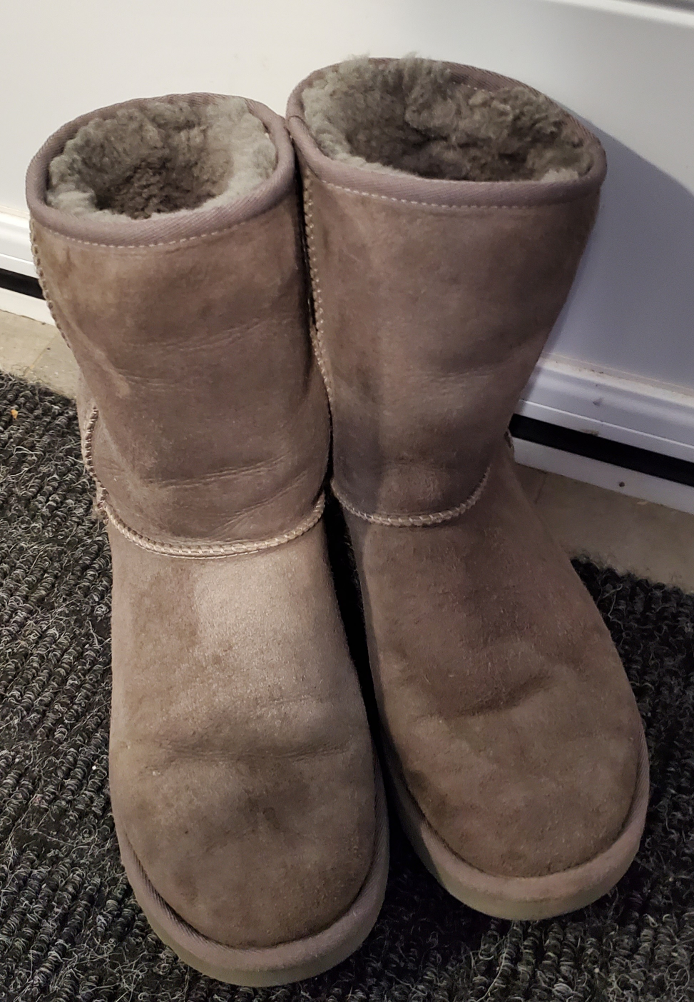 Women's UGGS Boots size7
