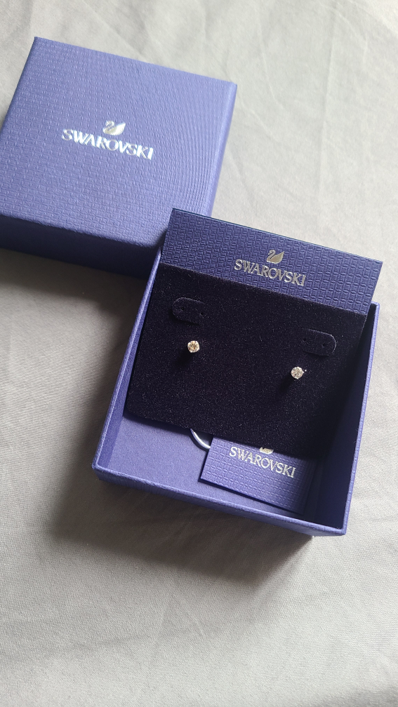 Original new Swarovski stud earrings
