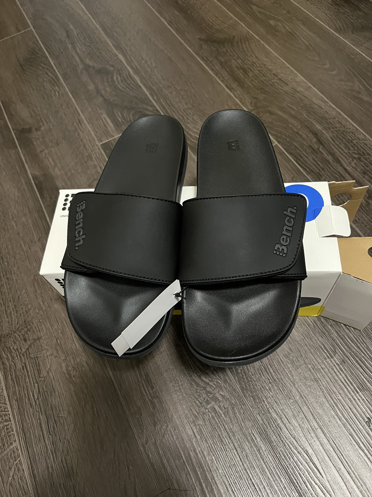 Unisex Bench Slides-Size 9