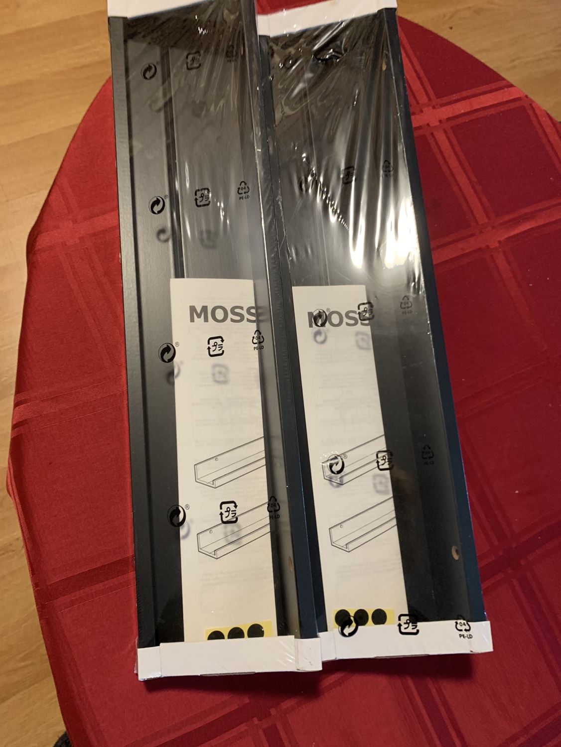 4 IKEA Mosslanda Picture Ledges