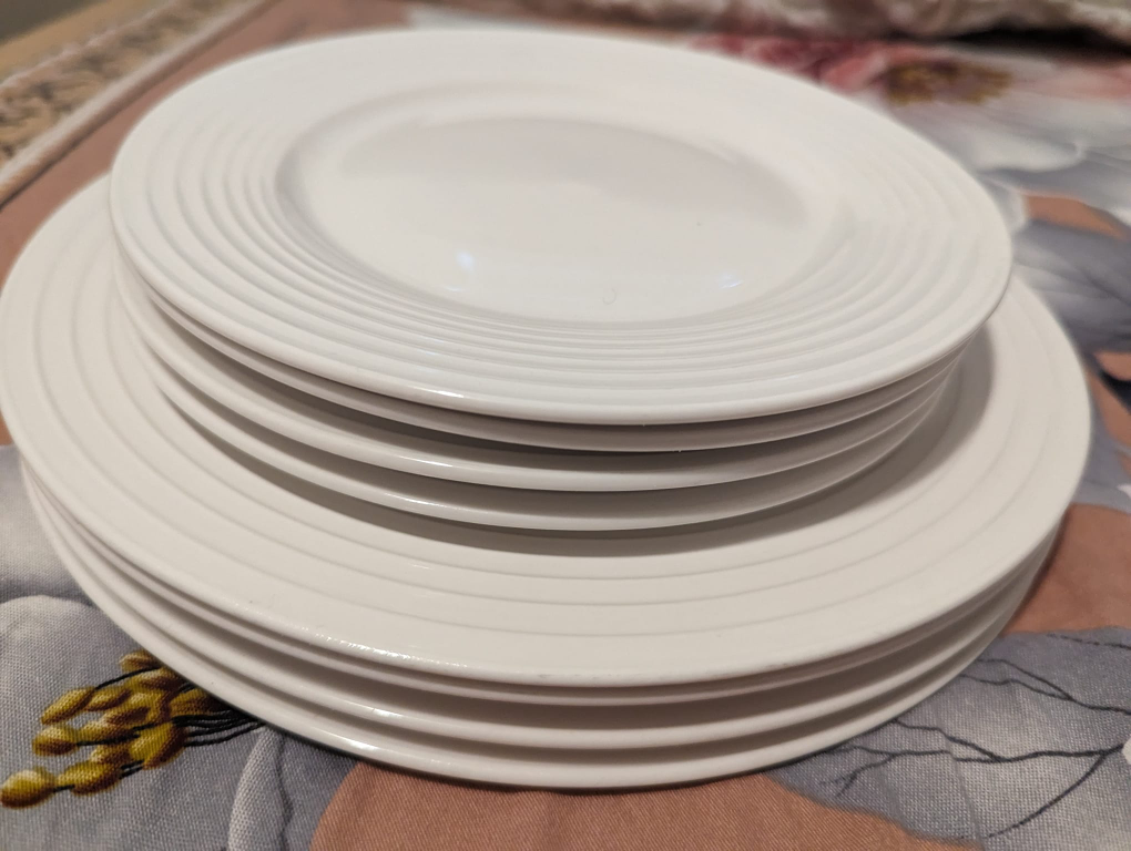 Dinner set Plates - photo 2